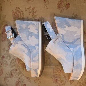Camoflage Wedge Slingbacks